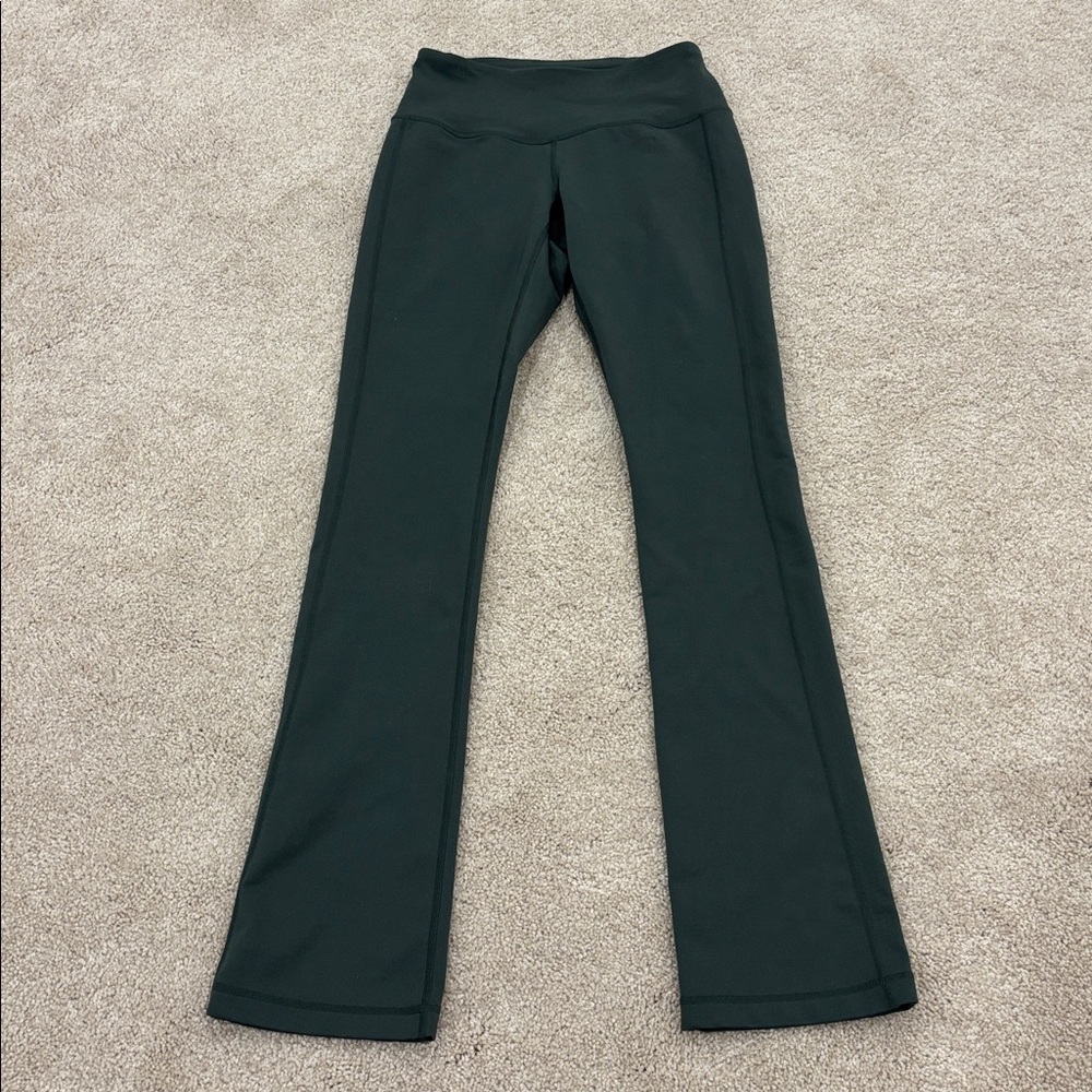 Zella Forest Green med Rise slight boot cut Legging med weight size XS